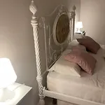 Scugnizzi Panzió Nápoly