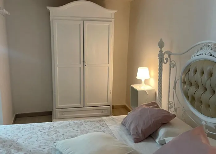 לינה וארוחת בוקר Scugnizzi