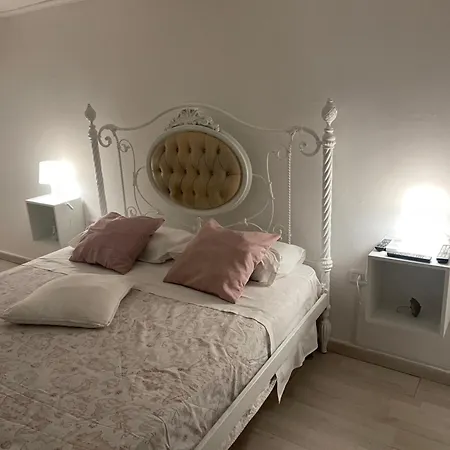 Bed and breakfast Scugnizzi Nápoles