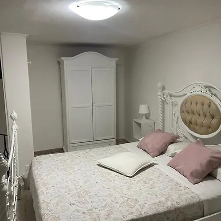 Scugnizzi 3* Nápoly