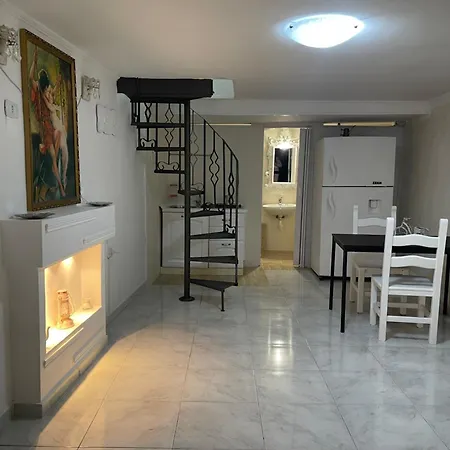 Panzió Scugnizzi 3*