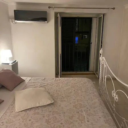 Scugnizzi Bed & Breakfast Neapol